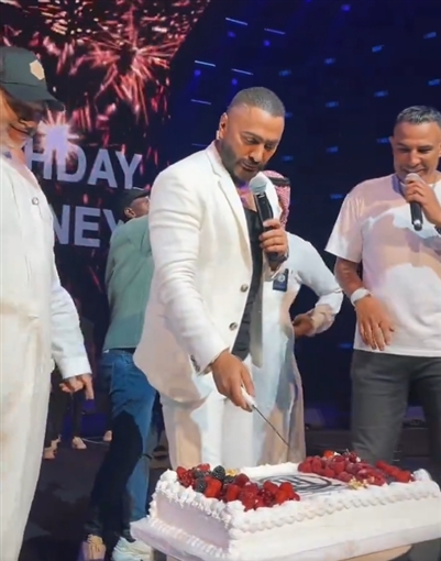 Stars Celebrate Tamer Hosny’s Birthday