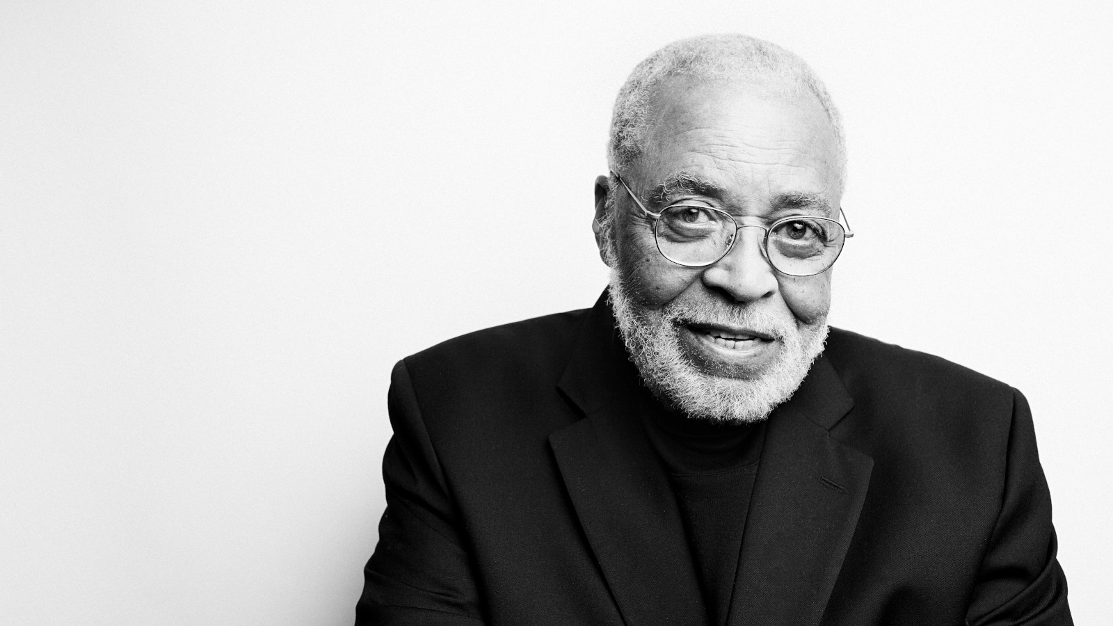 Legendary Actor James Earl Jones Leaves Us, Lived Life to the fullest