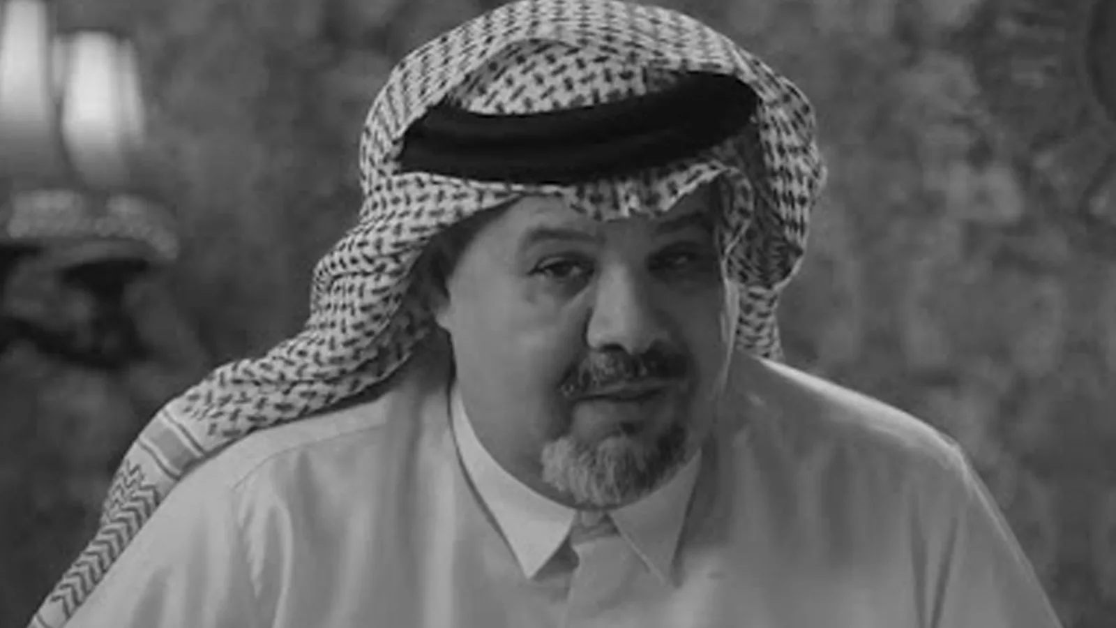 Kuwaiti artist Meshal Al-Qamlas died after his leg was amputated