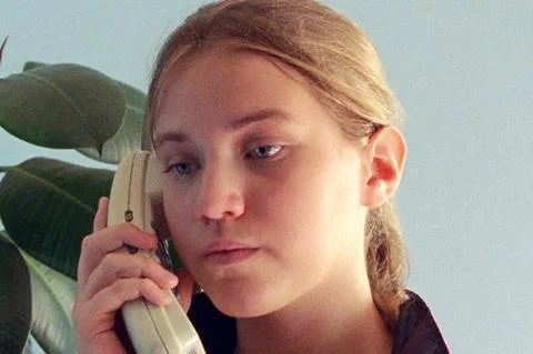 Iva Radivojević’s ‘When The Phone Rang’ wins main prize at Connecting Cottbus