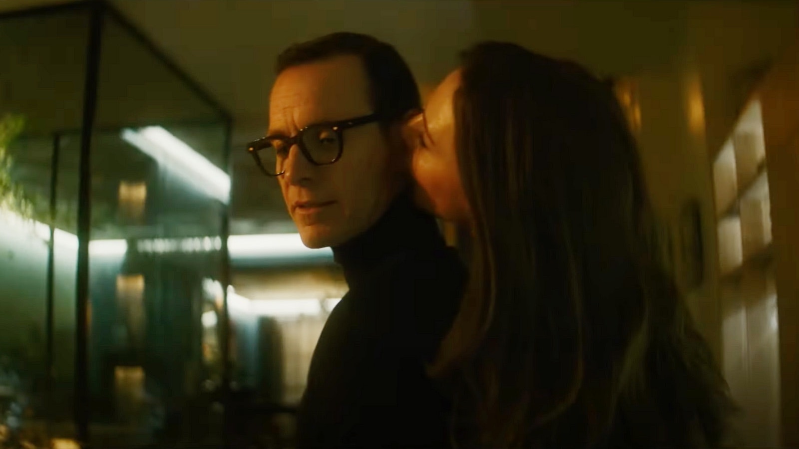 Michael Fassbender & Cate Blanchett Are Married Spies In Soderbergh Thriller