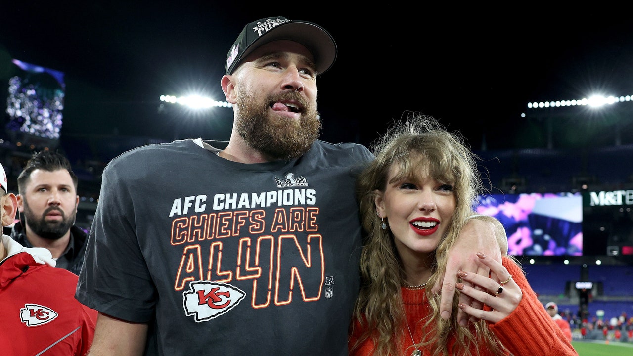 Travis Kelce Says Taylor Swift Isn’t Pushing Him To Retire From Football