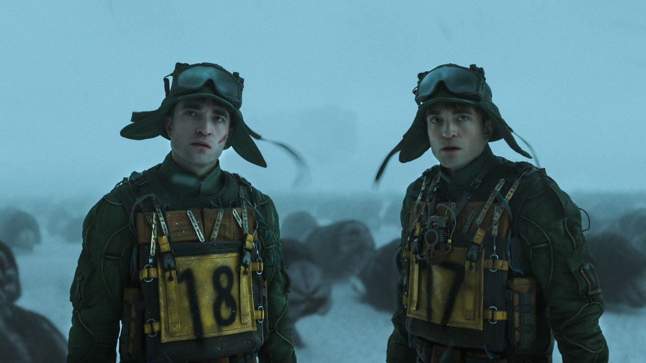 Mickey 17 Is Like a Bad Clone of Snowpiercer