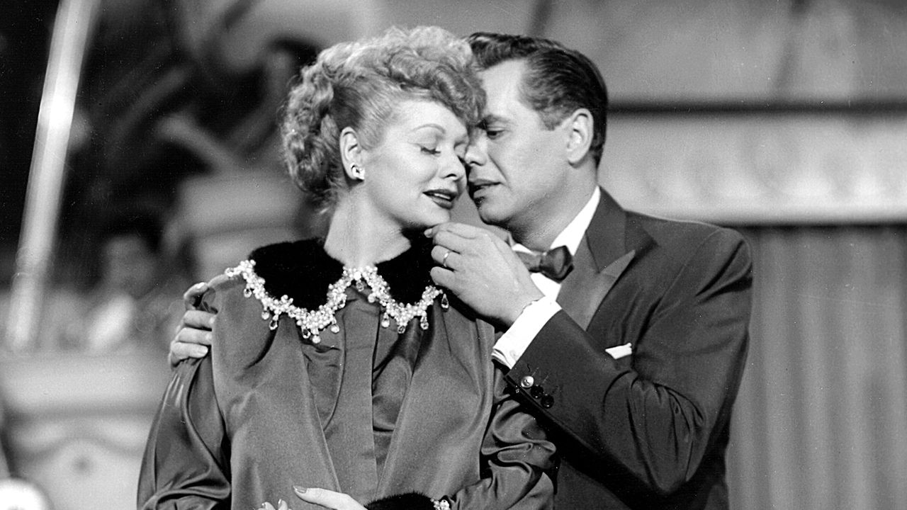How Desi Arnaz Defied the Suits and Got Lucille Ball’s Pregnancy on TV: “Don’t F–k Around with the Cuban”