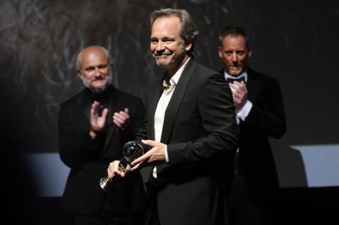 Peter Sarsgaard calls for “collective action” to counter US divisions at Karlovy Vary film festival opening ceremony