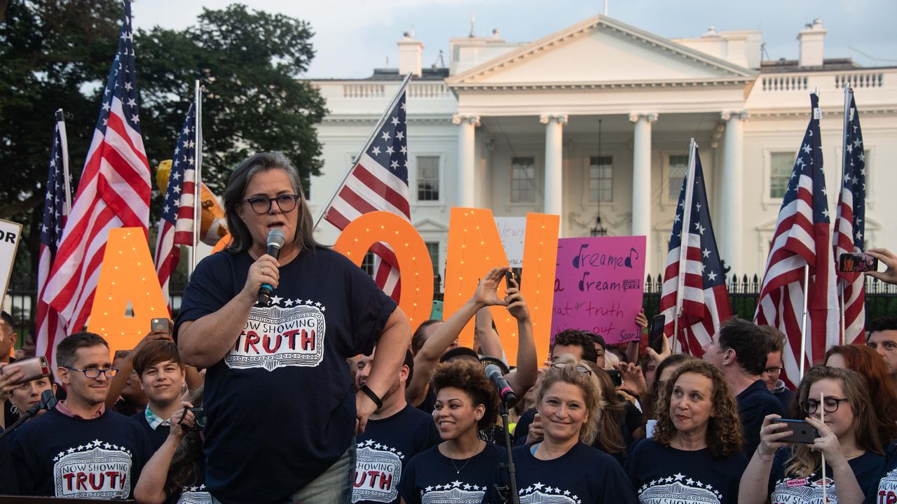 Rosie O’Donnell Scoffs At Donald Trump’s Threat To Revoke Her Citizenship