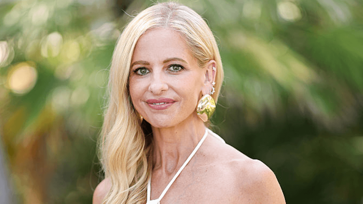 Sarah Michelle Gellar and Jennifer Love Hewitt Deny They’re Feuding
