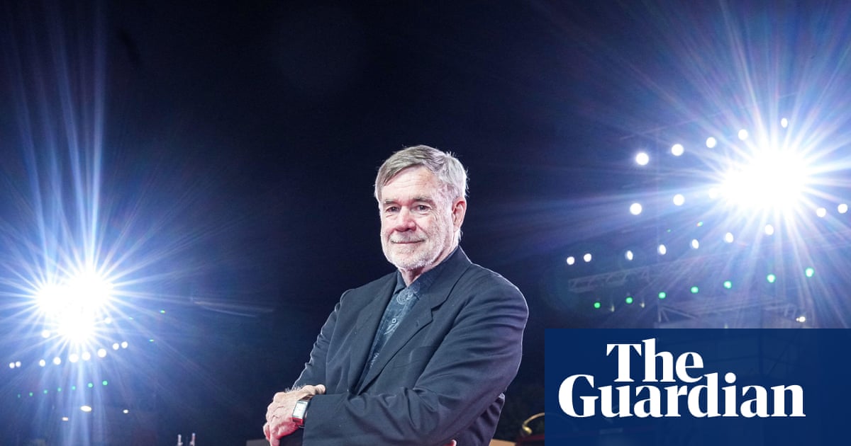 Gus Van Sant: ‘My assistant wanted to erect a statue of Luigi Mangione. My generation thought: this is murder’ | Film Gus Van Sant: ‘My assistant wanted to erect a statue of Luigi Mangione. My generation thought: this is murder’ | Film