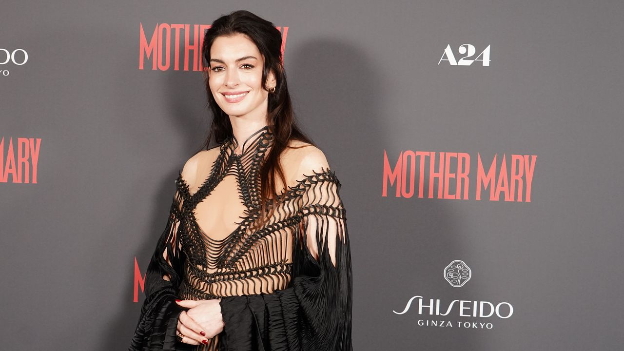 Anne Hathaway Leads a Red Carpet Double Life Anne Hathaway Leads a Red Carpet Double Life
