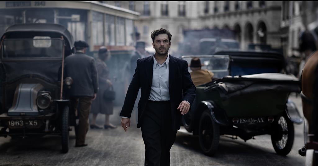 ‘The Electric Kiss’ review: Pierre Salvadori’s 1920s Paris-set Cannes opener lacks genuine spark | Reviews ‘The Electric Kiss’ review: Pierre Salvadori’s 1920s Paris-set Cannes opener lacks genuine spark | Reviews