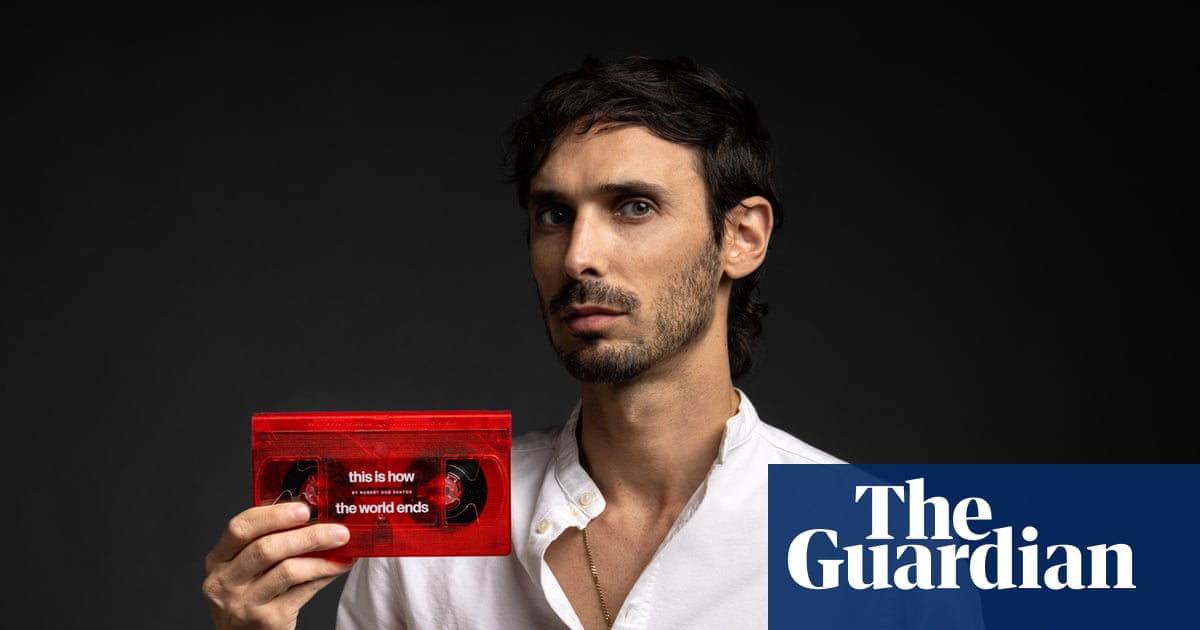‘I’m asking people to do a lot, but that’s what it means to be a human’: why one man made the first straight-to-VHS movie in 20 years | Film ‘I’m asking people to do a lot, but that’s what it means to be a human’: why one man made the first straight-to-VHS movie in 20 years | Film