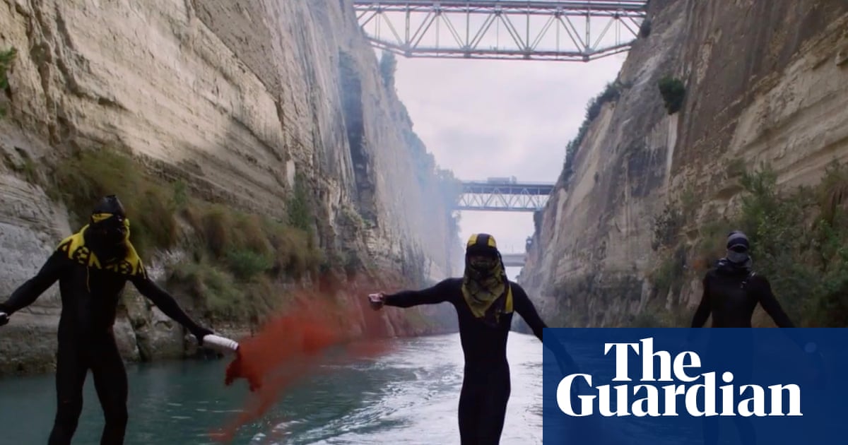 ‘We got banned from YouTube but they showed Saddam Hussein being hanged’: the wild viral visions of Romain Gavras | Music ‘We got banned from YouTube but they showed Saddam Hussein being hanged’: the wild viral visions of Romain Gavras | Music