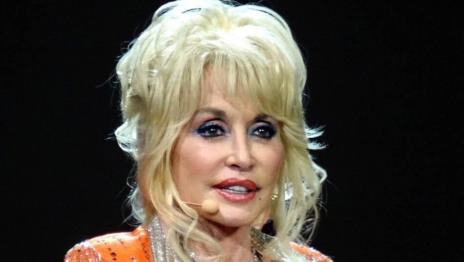Dolly Parton, country music legend and star of ‘9 To 5’, dies aged 80 | News Dolly Parton, country music legend and star of ‘9 To 5’, dies aged 80 | News