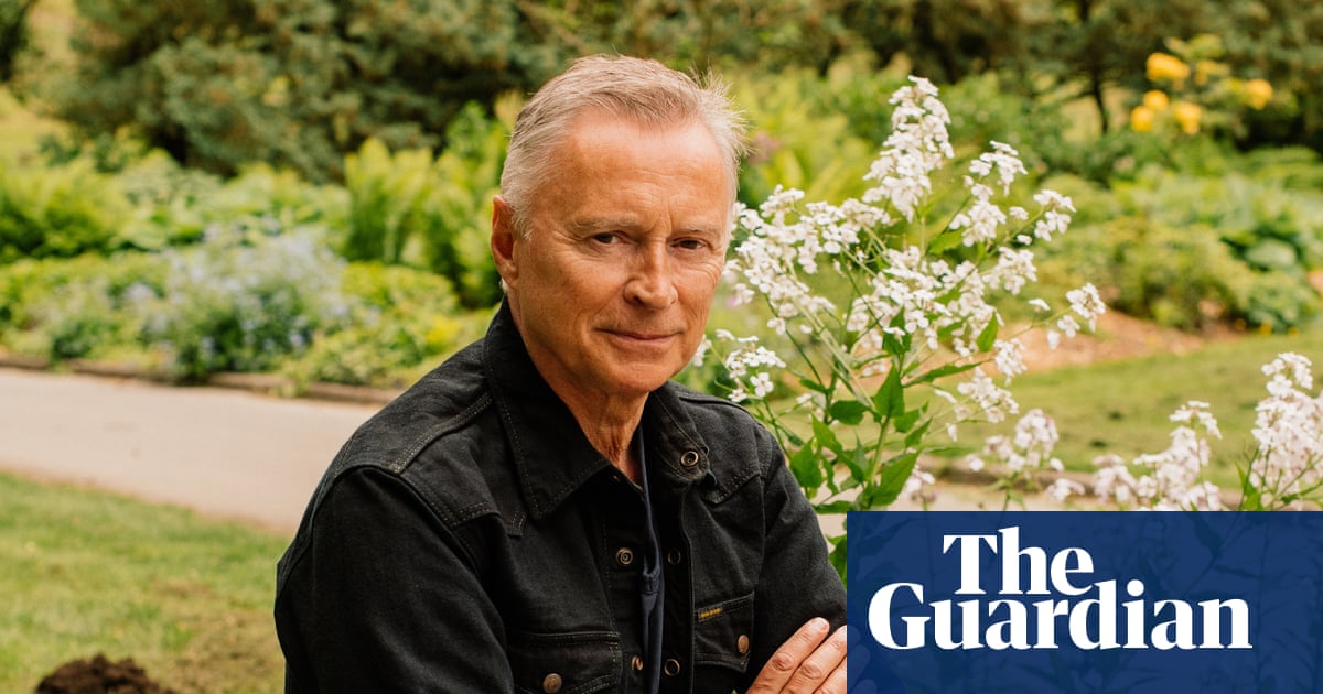 Robert Carlyle: ‘When we did The Full Monty strip, the reaction from the crowd was terrifying’ | Film Robert Carlyle: ‘When we did The Full Monty strip, the reaction from the crowd was terrifying’ | Film