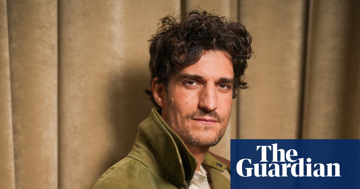 ‘I don’t care if I look good’: French heartthrob Louis Garrel on fashion, fatherhood and his radically dorky recent role | Film ‘I don’t care if I look good’: French heartthrob Louis Garrel on fashion, fatherhood and his radically dorky recent role | Film