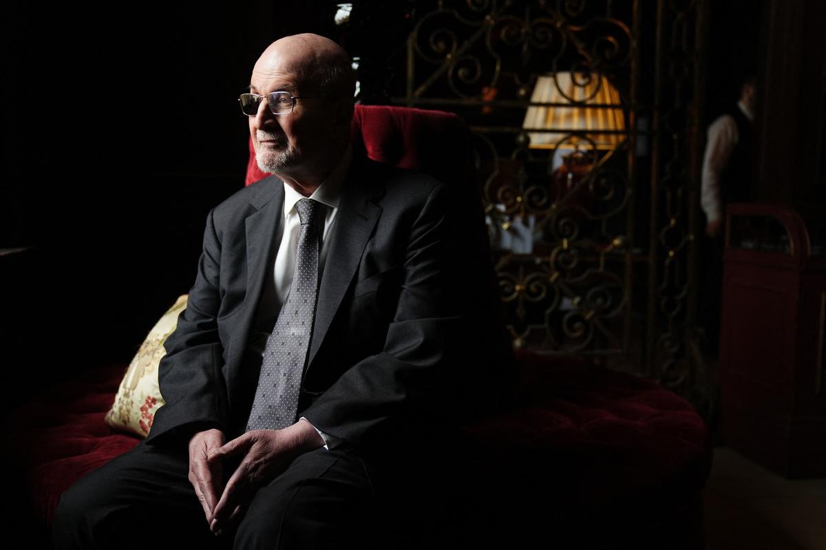 Salman Rushdie says he has thought about visiting his stabber Salman Rushdie says he has thought about visiting his stabber