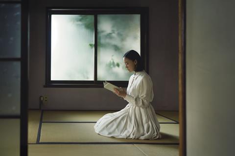 ‘In My Father’s Room’ review: A woman gets to know her tardy father in tender debut from Japanese novelist-turned-filmmaker Maha Harada | Reviews ‘In My Father’s Room’ review: A woman gets to know her tardy father in tender debut from Japanese novelist-turned-filmmaker Maha Harada | Reviews