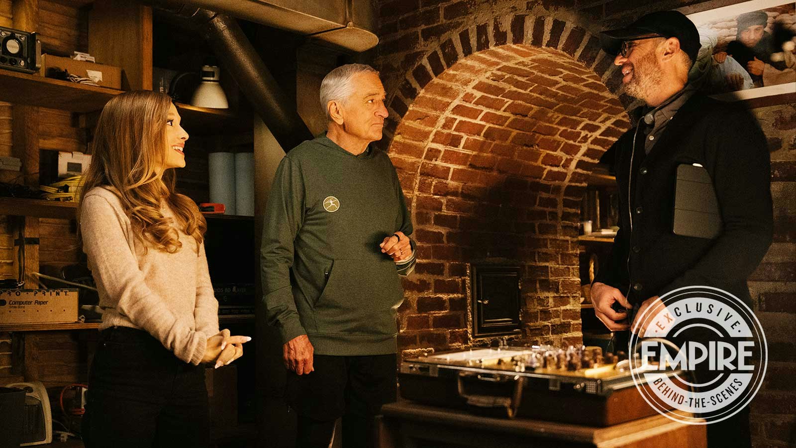 Ariana Grande ‘Went Toe-To-Toe’ With De Niro For Focker-In-Law Ariana Grande ‘Went Toe-To-Toe’ With De Niro For Focker-In-Law