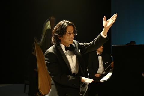 ‘Sukiyaki’ review: Tokyo opener is sprawling, feel-good drama about Japanese singer Kyu Sakamoto’s 1963 global hit | Reviews ‘Sukiyaki’ review: Tokyo opener is sprawling, feel-good drama about Japanese singer Kyu Sakamoto’s 1963 global hit | Reviews